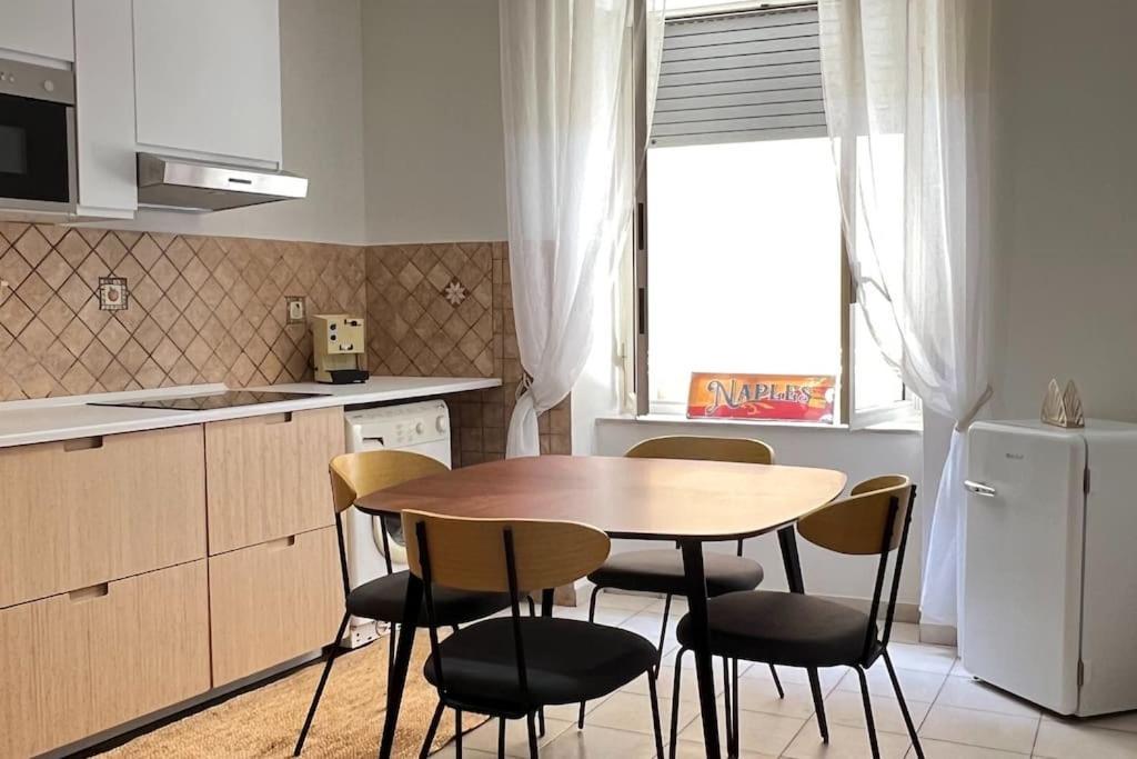 Scio Guesthouse-Centro Storico Napoli Bagian luar foto